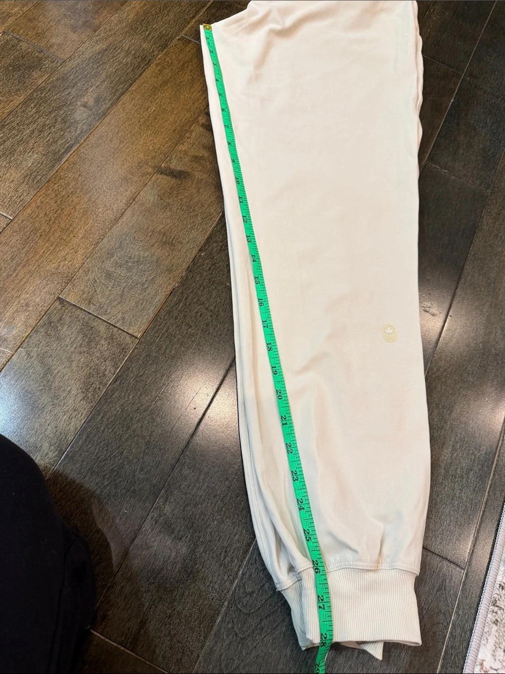 Team Canada Lululemon athletica joggers - Picture 6 of 11